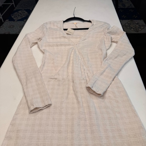 NWT $88 Free People dress Long Sleeve Stretch Dress Cream Size Small - Picture 2 of 10